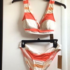 ONLY. 38.  CREMIUX. BIKINI. SET.